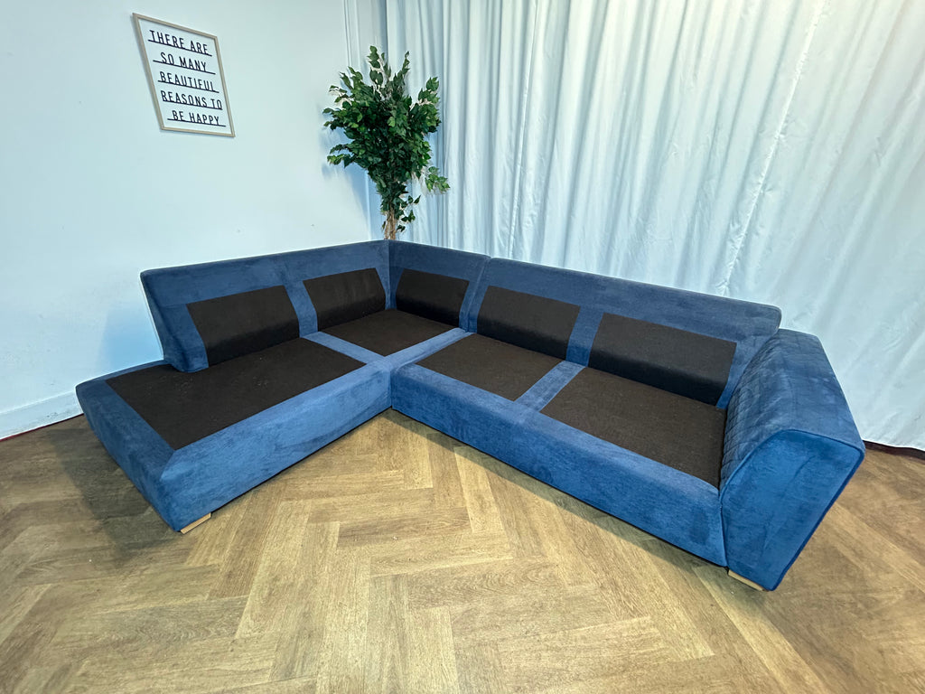 Blue DFS Orka With Right Hand Chaise