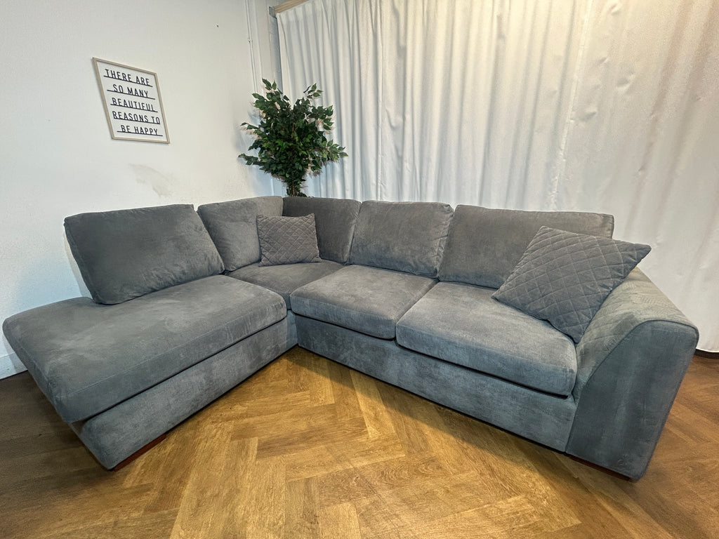 Grey DFS Orka With Right Hand Chaise