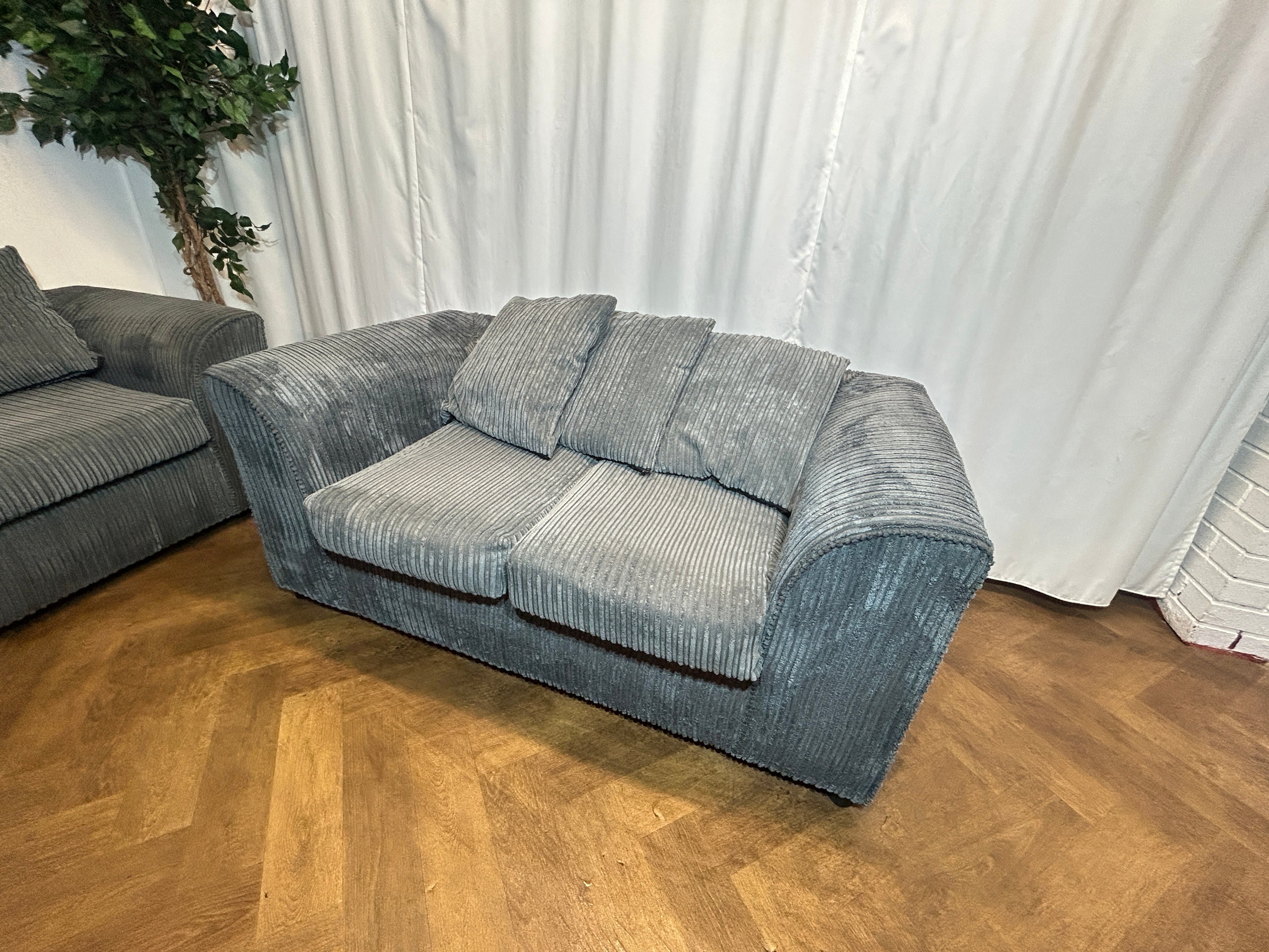 Stunning Grey 3 + 2 Corded Set