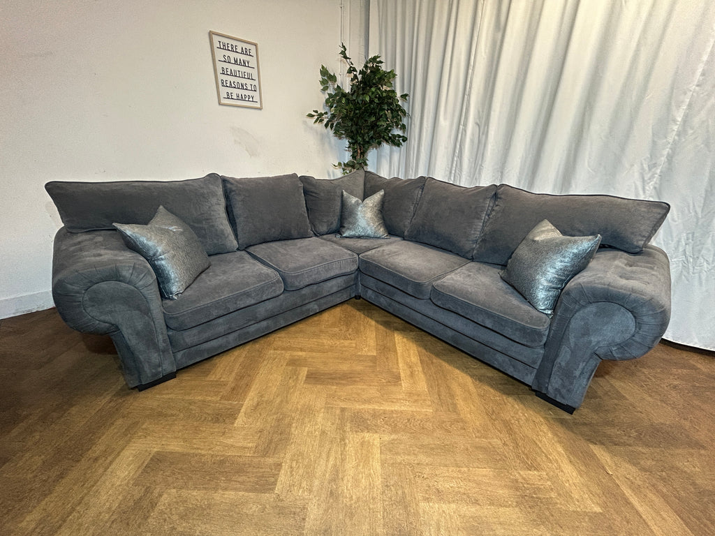 Stunning Charcoal Verona Style Corner sofa
