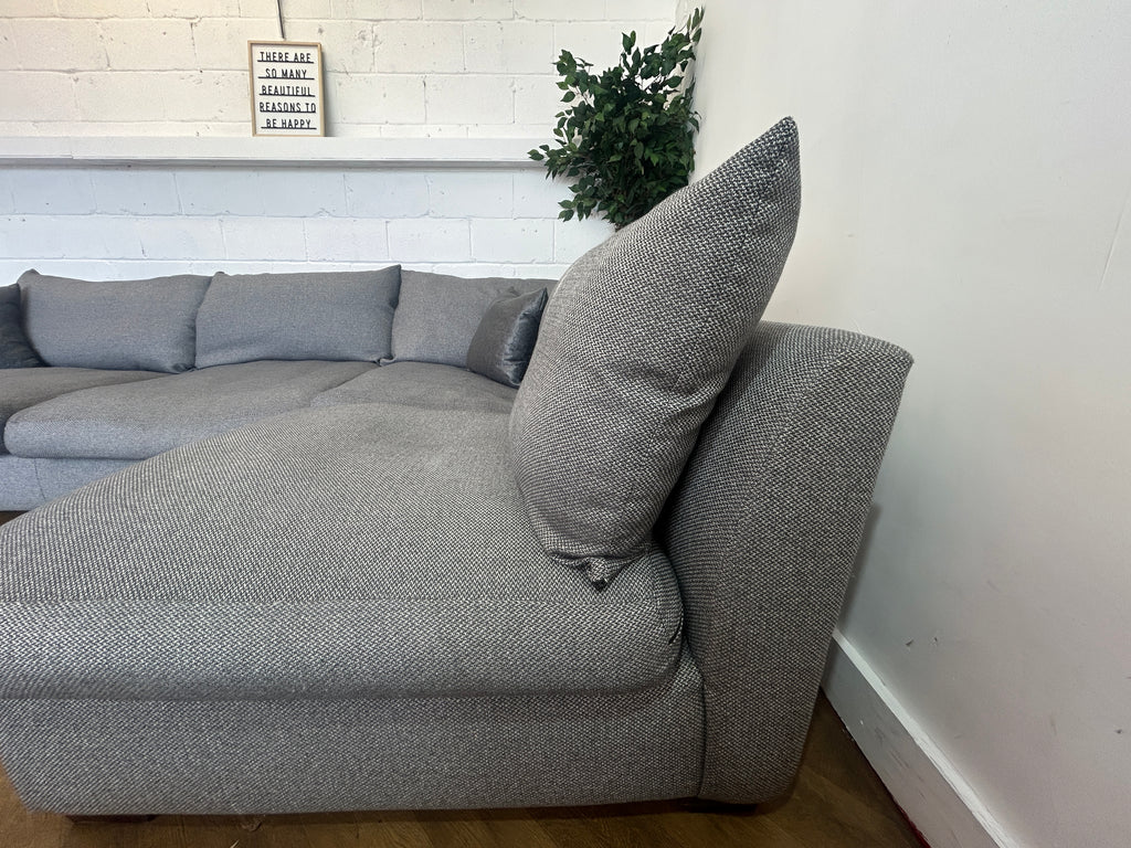 Stunning Grey Corner Sofa, Left Hand Chaise