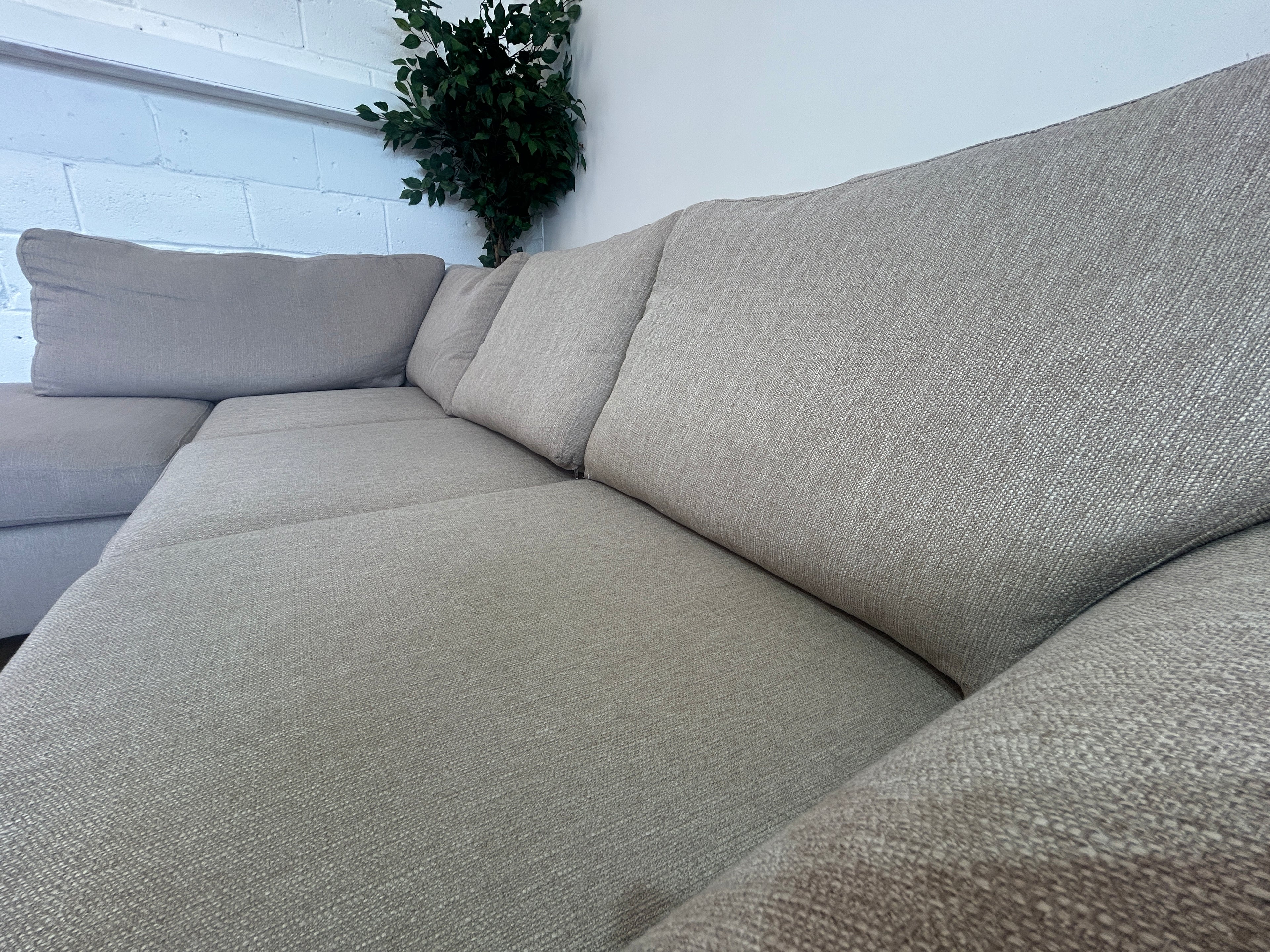 Beige Next Michigan, Right Hand Chaise
