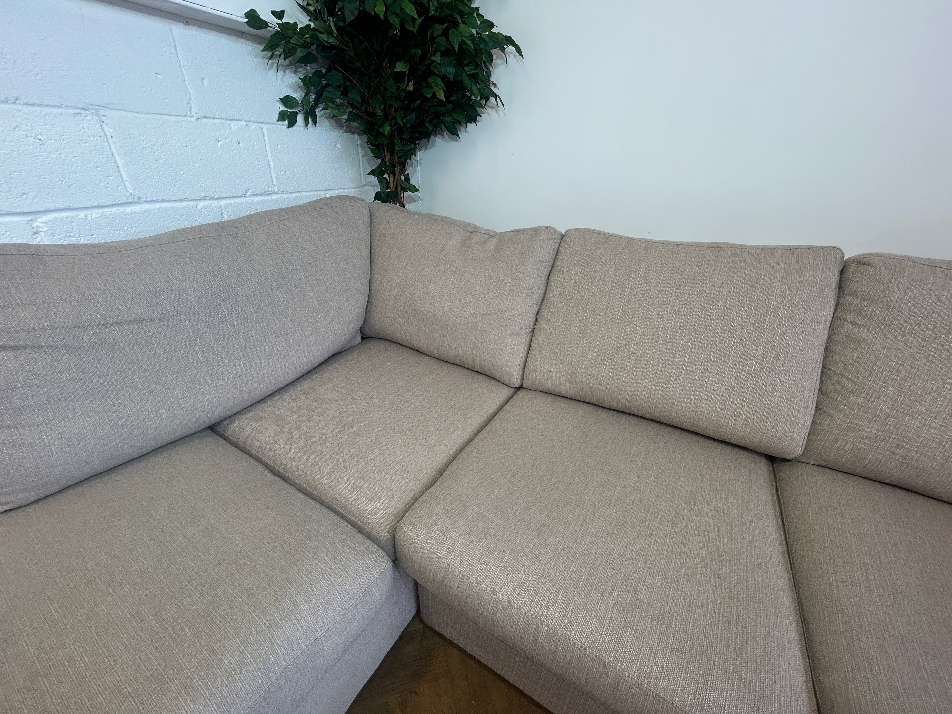 Beige Next Michigan, Right Hand Chaise