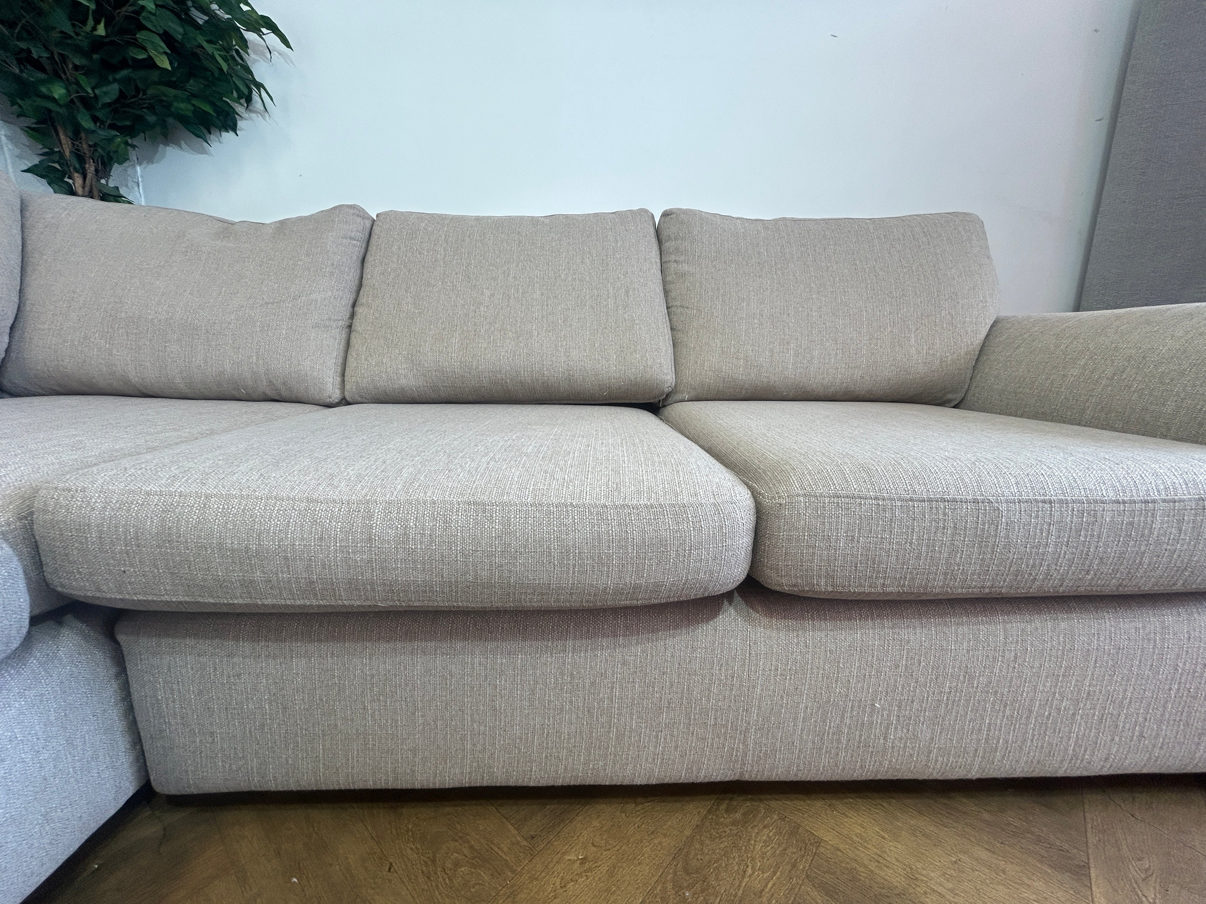 Beige Next Michigan, Right Hand Chaise