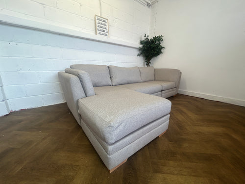 Immaculate Beige DFS Long Beach, Right Hand Chaise