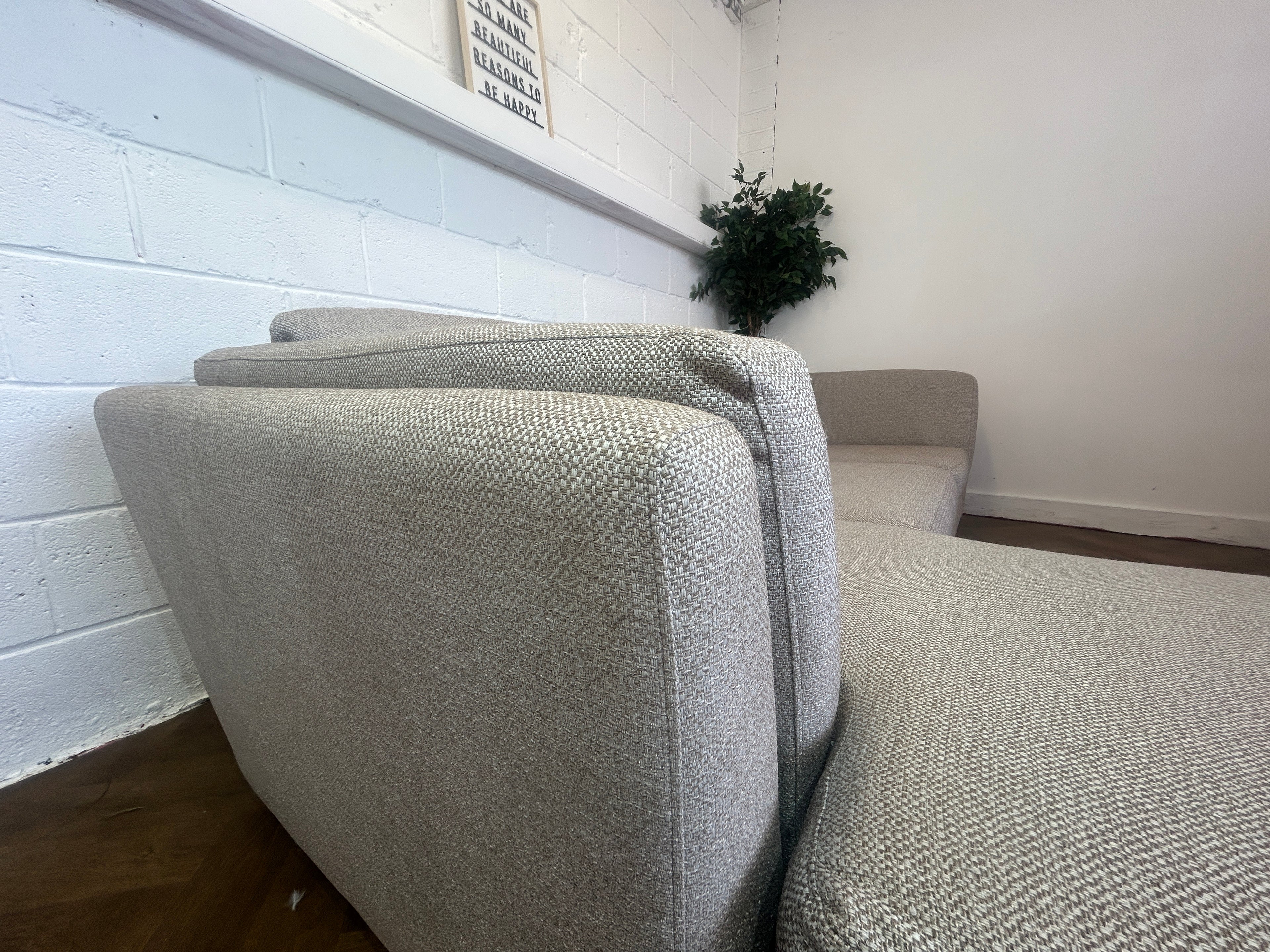 Immaculate Beige DFS Long Beach, Right Hand Chaise